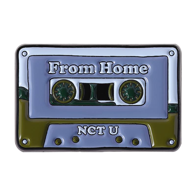 Retro Music Tapes Enamel Pins Custom Singing Group Brooches Lapel Badges Clothes Funny Jewelry Gift for Friends
Retro Music Tapes Enamel Pins Custom Singing Group Brooches Lapel Badges Clothes Funny Jewelry Gift for Friends