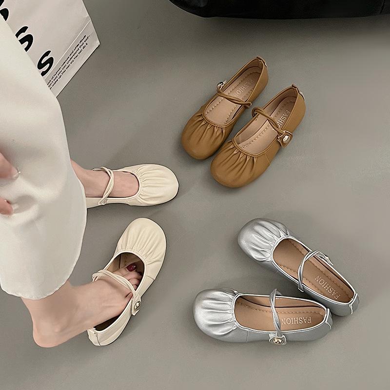 Flat-bottomed Mary Jane single shoes women s new summer French evening breeze gentle matching skirt shallow mouth soft-soled beanie shoes 35 серебряный
Flat-bottomed Mary Jane single shoes women s new summer French evening breeze gentle matching skirt shallow mouth soft-soled beanie shoes 35 серебряный