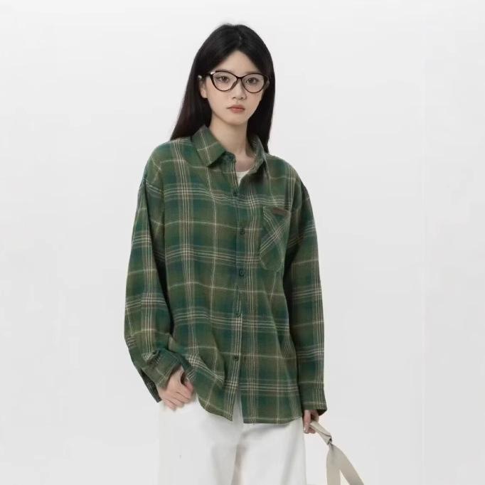 Unisex Retro Plaid Long Sleeve Shirt - Spring/Autumn Loose Casual Turn-Down Collar Jacket S
Unisex Retro Plaid Long Sleeve Shirt - Spring/Autumn Loose Casual Turn-Down Collar Jacket S