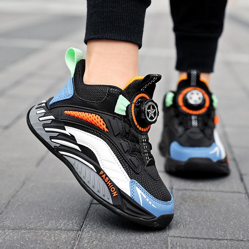 Boys shoes autumn and winter new middle-aged and older children s leather waterproof casual sports shoes children s rotating buckle running shoes 29
Boys shoes autumn and winter new middle-aged and older children s leather waterproof casual sports shoes children s rotating buckle running shoes 29