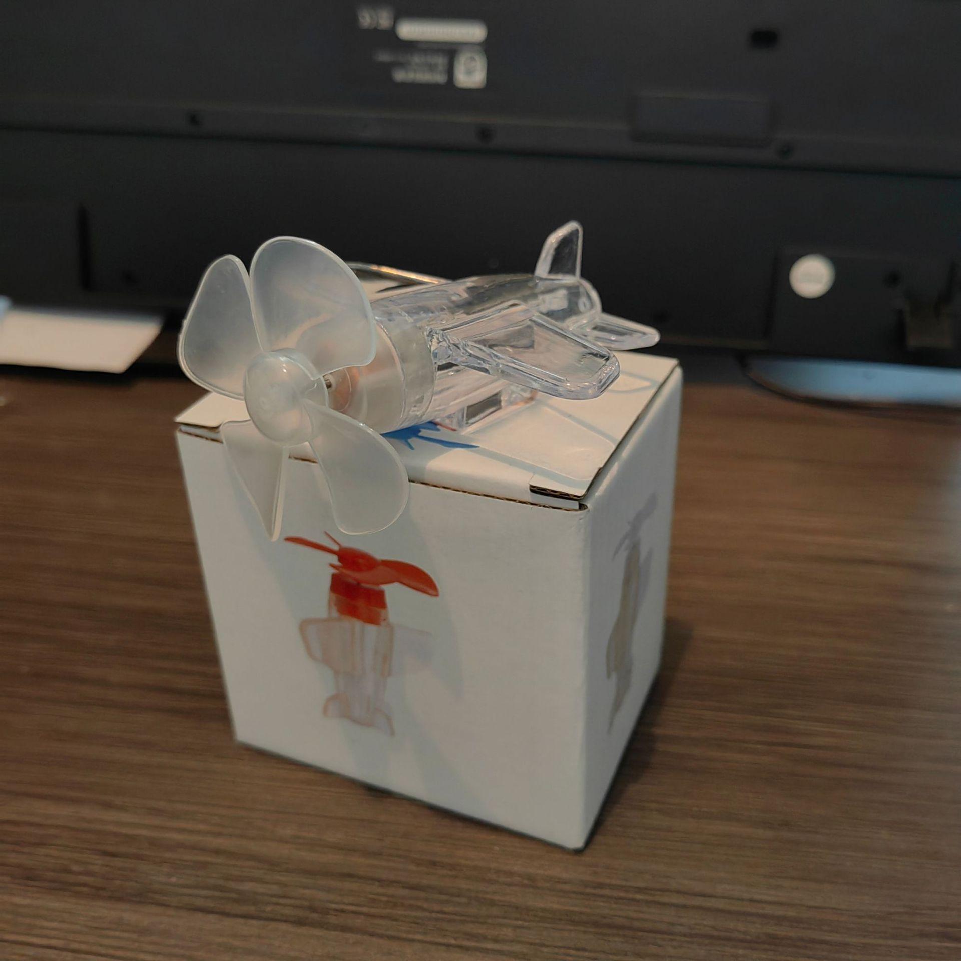 Ветроэнергетика Малые самолеты Цветные огни Электромобили Мотоцикл Ветроэнергетика Светодиодные яркие огни Украшение автомобиля Автомобильные атмосферные огни
Ветроэнергетика Малые самолеты Цветные огни Электромобили Мотоцикл Ветроэнергетика Светодиодные яркие огни Украшение автомобиля Автомобильные атмосферные огни