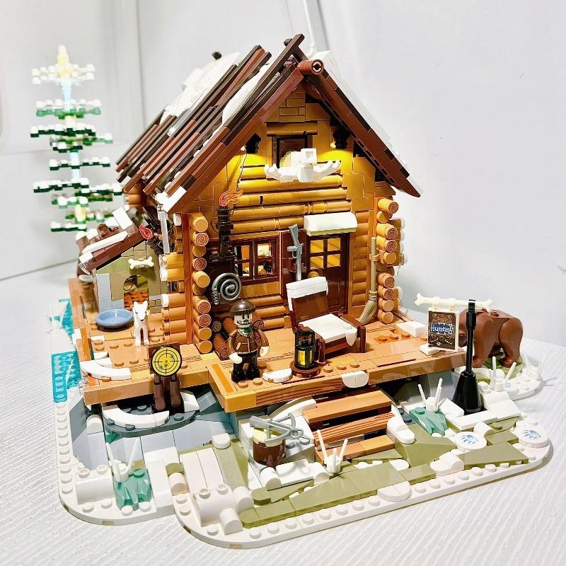 Hunting Hut in The Snow Building Blocks MOC Winter Hunting Retro Small House Assembly Model Collection Boys Christmas Present NO BOX
Hunting Hut in The Snow Building Blocks MOC Winter Hunting Retro Small House Assembly Model Collection Boys Christmas Present NO BOX