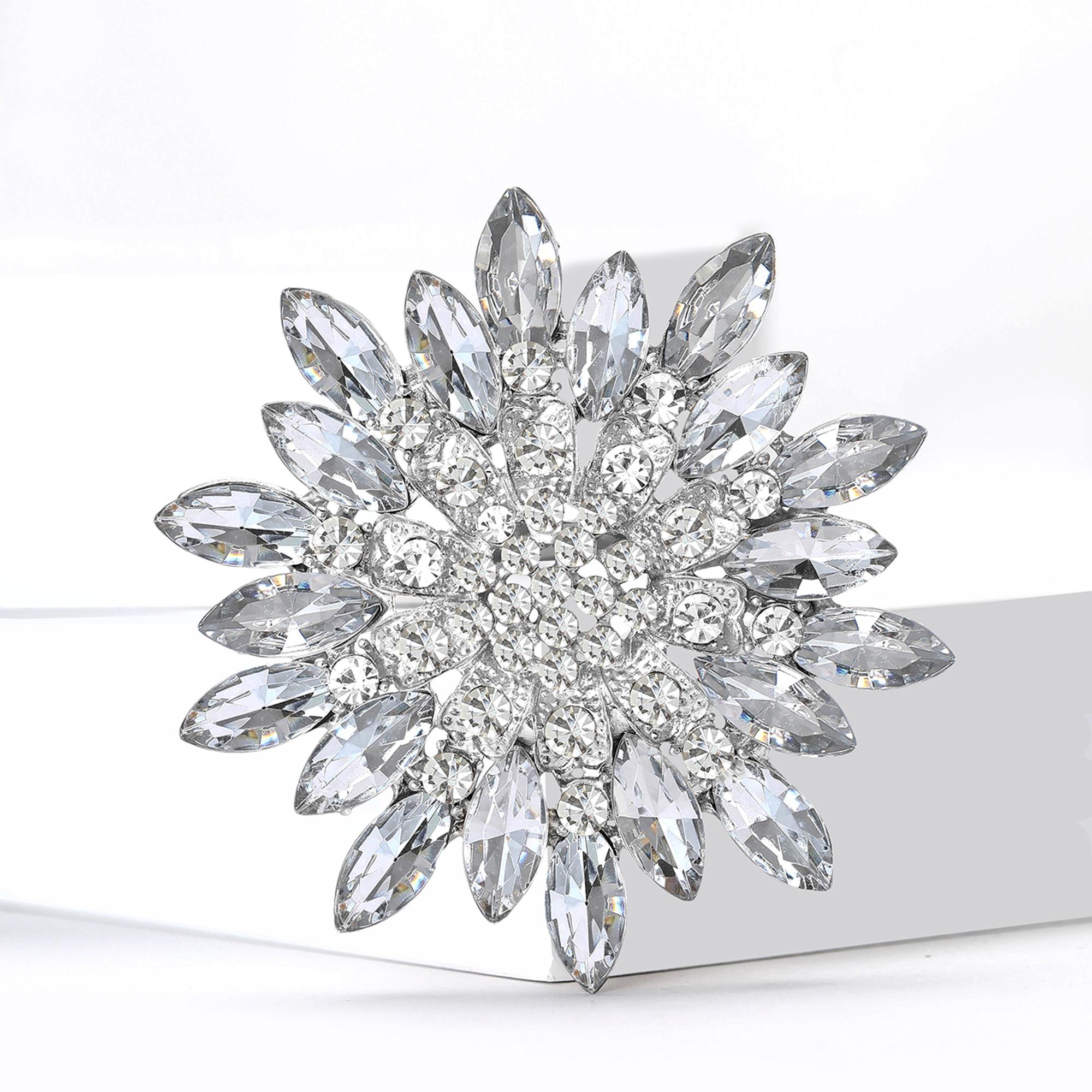 Luxury Rhinestone Sunflower Brooches for Women Unisex Fashion Plant Pins Event Party New Gifts Decoration Clothes Accessories
Luxury Rhinestone Sunflower Brooches for Women Unisex Fashion Plant Pins Event Party New Gifts Decoration Clothes Accessories