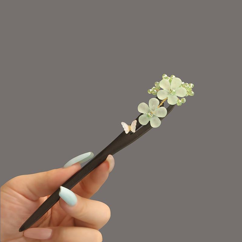 Fresh and Playful Flower Clusters Wooden Women s Hairpins Niche Design Handmade Party Cheongsam Formal Dress Braided Hairpins зелёный
Fresh and Playful Flower Clusters Wooden Women s Hairpins Niche Design Handmade Party Cheongsam Formal Dress Braided Hairpins зелёный