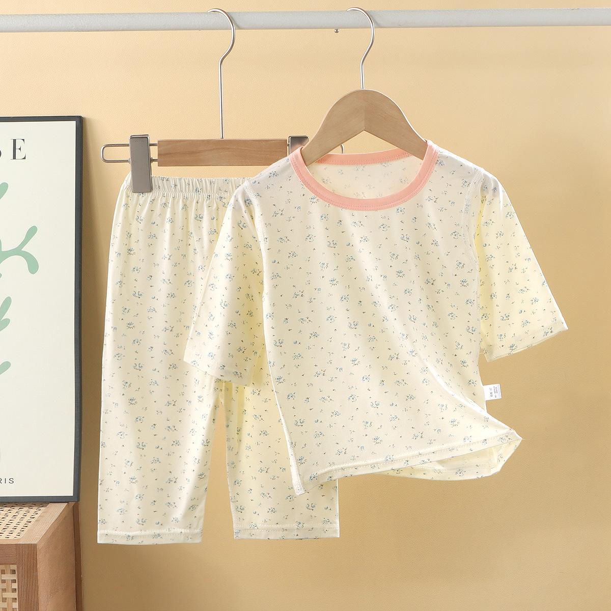 Children Summer Thin Antibacterial Homewear Set Boys Girls Pajamas Simple Air Conditioner Wear 80cm (height 70-80)
Children Summer Thin Antibacterial Homewear Set Boys Girls Pajamas Simple Air Conditioner Wear 80cm (height 70-80)
