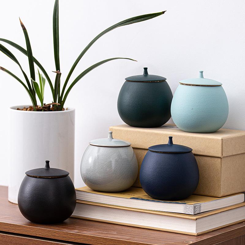 Ceramic Tea Cans Round Dried Fruit Sealed Cans Household Multifunctional Jewelry Cosmetics Tea Food Storage Cans Home Decoration
Ceramic Tea Cans Round Dried Fruit Sealed Cans Household Multifunctional Jewelry Cosmetics Tea Food Storage Cans Home Decoration