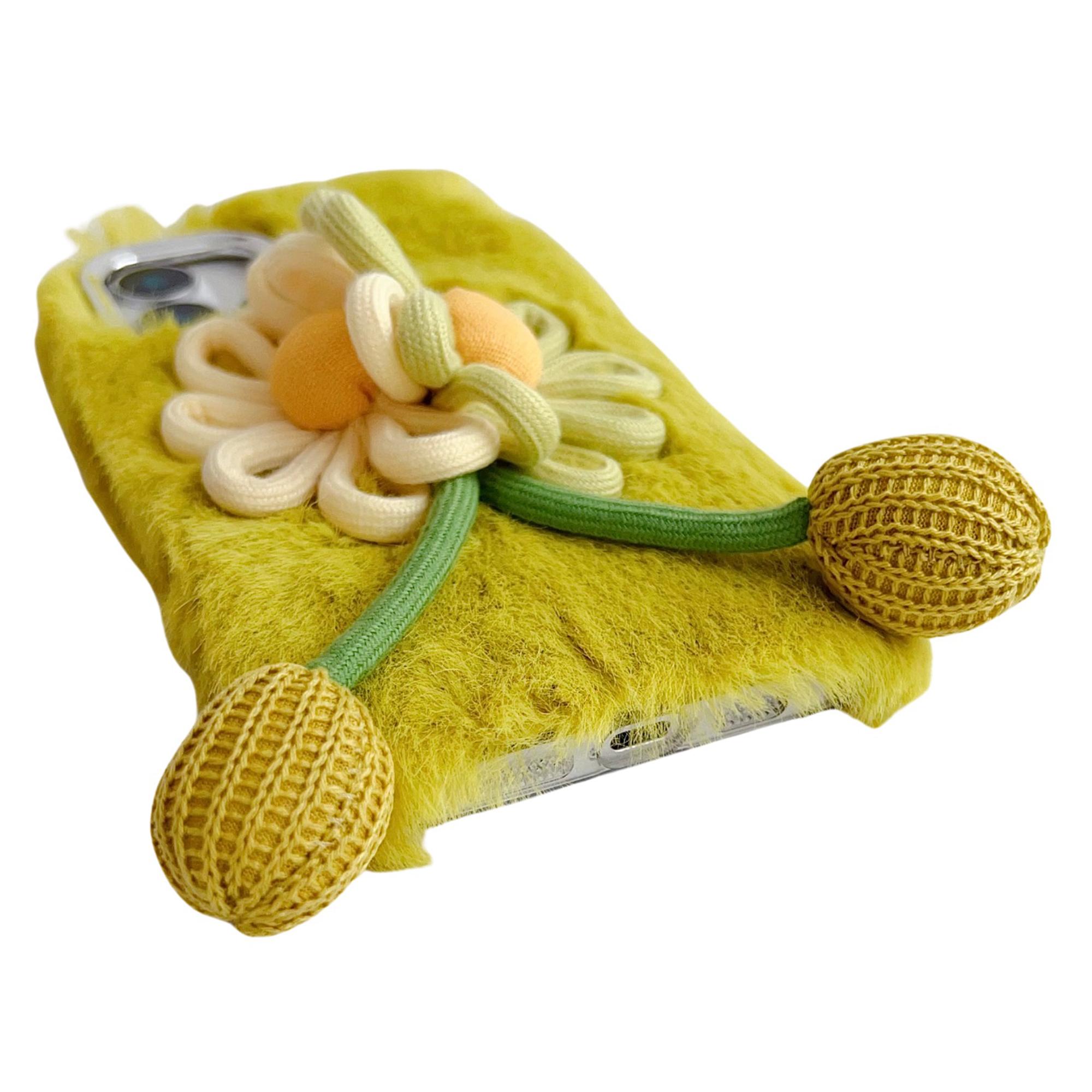 For iPhone 16 Plus Case Two Flowers Decor Outer Fluffy Plush Inner TPU Phone Cover Beige
For iPhone 16 Plus Case Two Flowers Decor Outer Fluffy Plush Inner TPU Phone Cover Beige