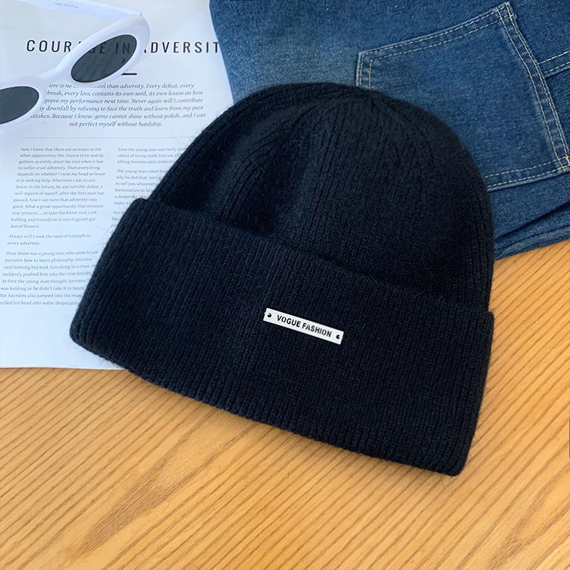 Шерстяной вязаный головной убор осень и зима новый утолщенный теплый свободный с защитой ушей маленькая шерстяная шапка