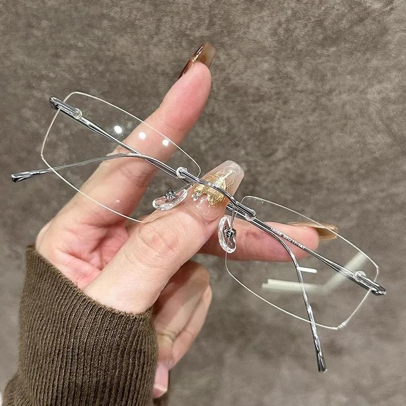 2026 Vintage Y2K Anti Blue Light Blocking Glasses Fashion Transparent Square Frameless Eyeglass Japanese Square Rimless Glasses срібний
2026 Vintage Y2K Anti Blue Light Blocking Glasses Fashion Transparent Square Frameless Eyeglass Japanese Square Rimless Glasses срібний