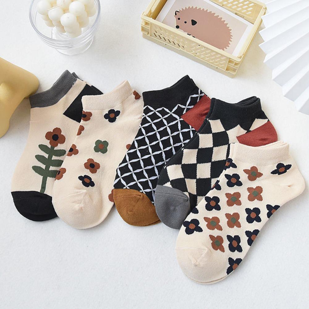 5 Pairs Flower Printed Style Women Cotton Socks Small Plaid Tube Socks High Quality Ankle Low Sock
5 Pairs Flower Printed Style Women Cotton Socks Small Plaid Tube Socks High Quality Ankle Low Sock