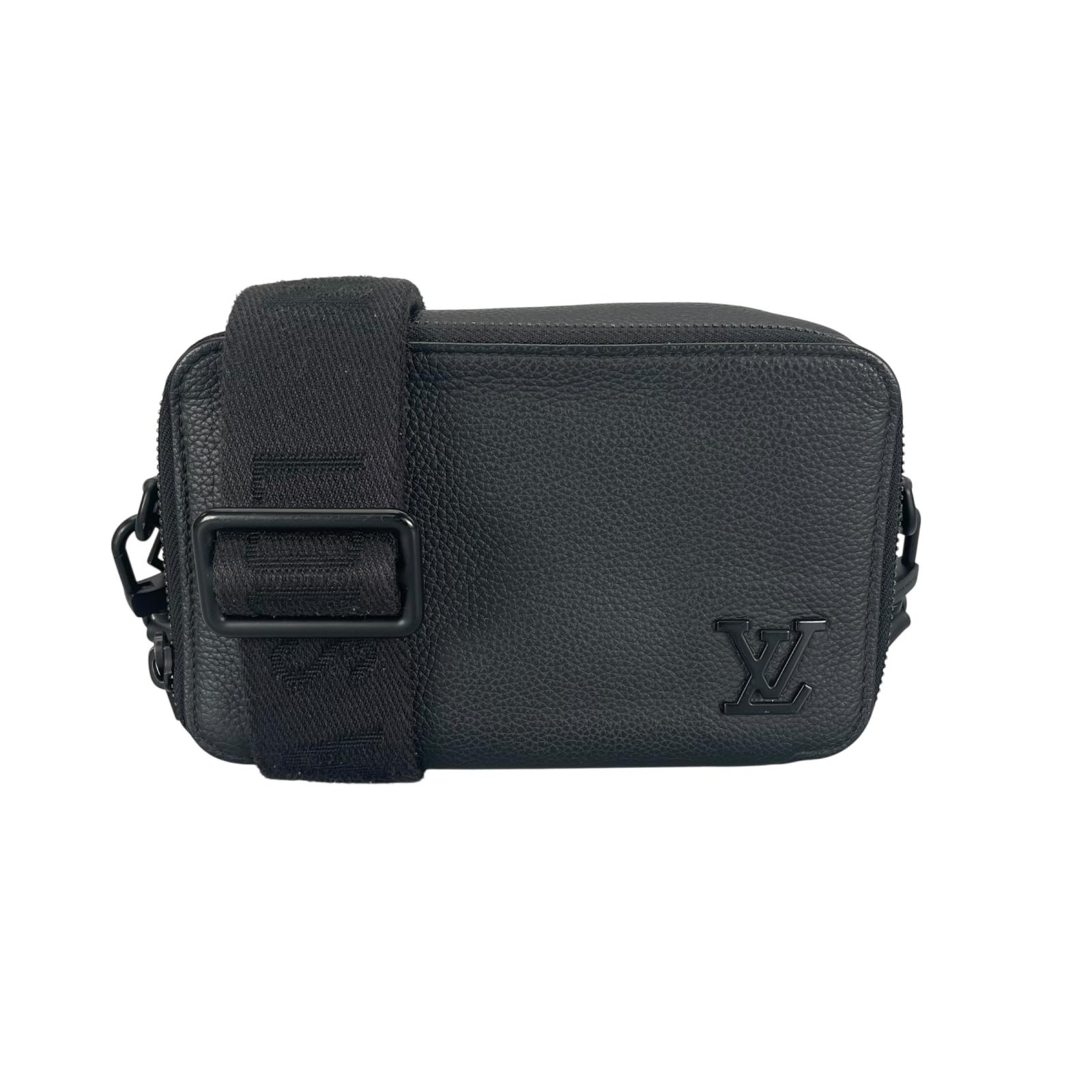 LOUIS VUITTON Alpha ношений гаманець M59161 Сумка через плече чорна чоловіча Aerogram б/в
LOUIS VUITTON Alpha ношений гаманець M59161 Сумка через плече чорна чоловіча Aerogram б/в