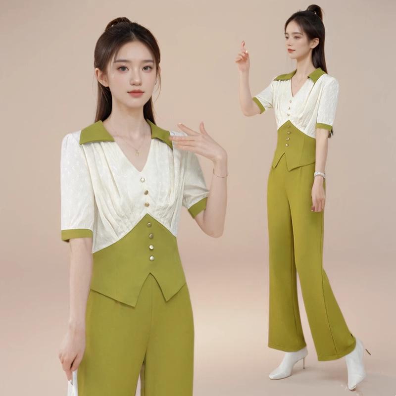Stylish Summer 2025 V-Neck Color Block Suit: Two-Piece Set with Wide-Leg Pants 4XL (160-180 jin)
Stylish Summer 2025 V-Neck Color Block Suit: Two-Piece Set with Wide-Leg Pants 4XL (160-180 jin)