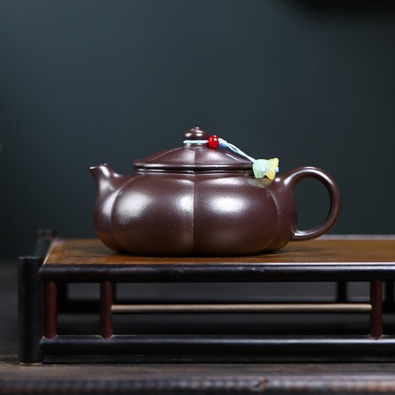 Chinese Yixing Purple Clay Teapot Tradition Handmade Tea Pot Beauty Tea Infuser Kettle Household Zisha Tea Set Accessories 190ml
Chinese Yixing Purple Clay Teapot Tradition Handmade Tea Pot Beauty Tea Infuser Kettle Household Zisha Tea Set Accessories 190ml