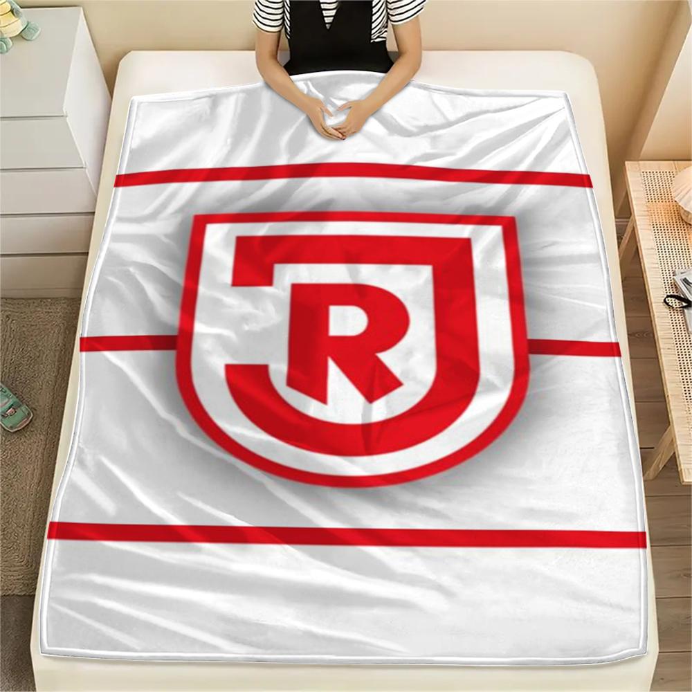 1pc Jahn Regensburg Print Flannel Blanket, High quality Comfortable for All Seasons, Home Decor, Warmth and Comfort, Perfect for Christmas Gifts62 80cm x 120cm
1pc Jahn Regensburg Print Flannel Blanket, High quality Comfortable for All Seasons, Home Decor, Warmth and Comfort, Perfect for Christmas Gifts62 80cm x 120cm