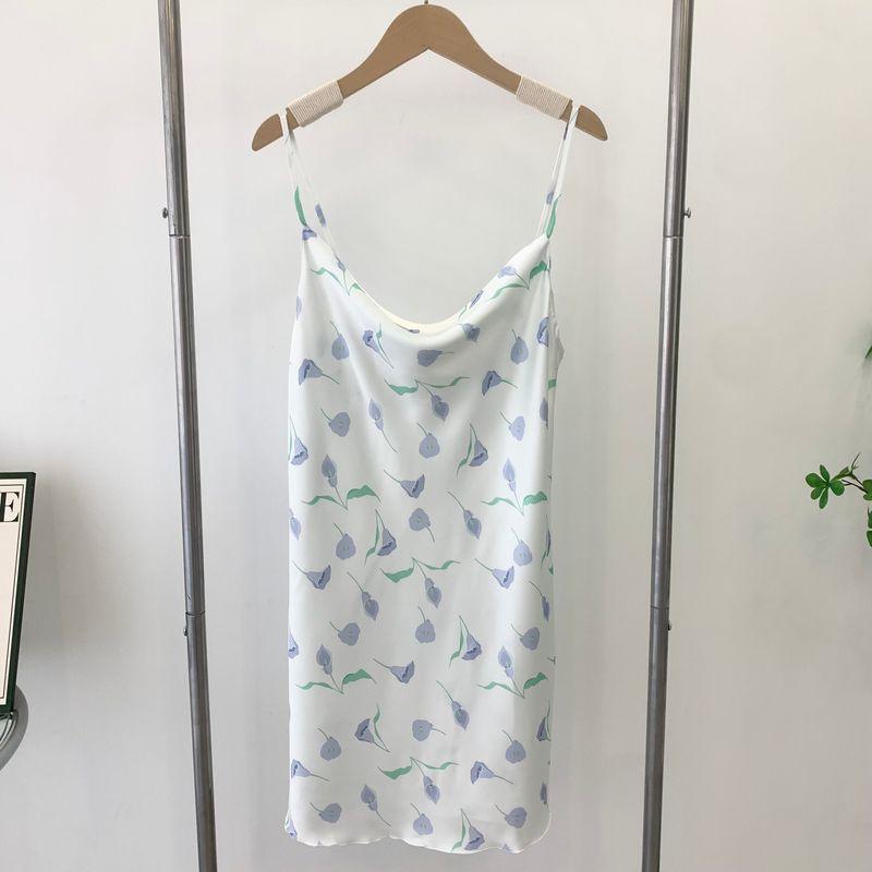 Halter Skirt Swing Collar Fancy Dress 2025 New Homewear Silk Suspender Skirt Summer Florals Blue 170 (XL)
Halter Skirt Swing Collar Fancy Dress 2025 New Homewear Silk Suspender Skirt Summer Florals Blue 170 (XL)