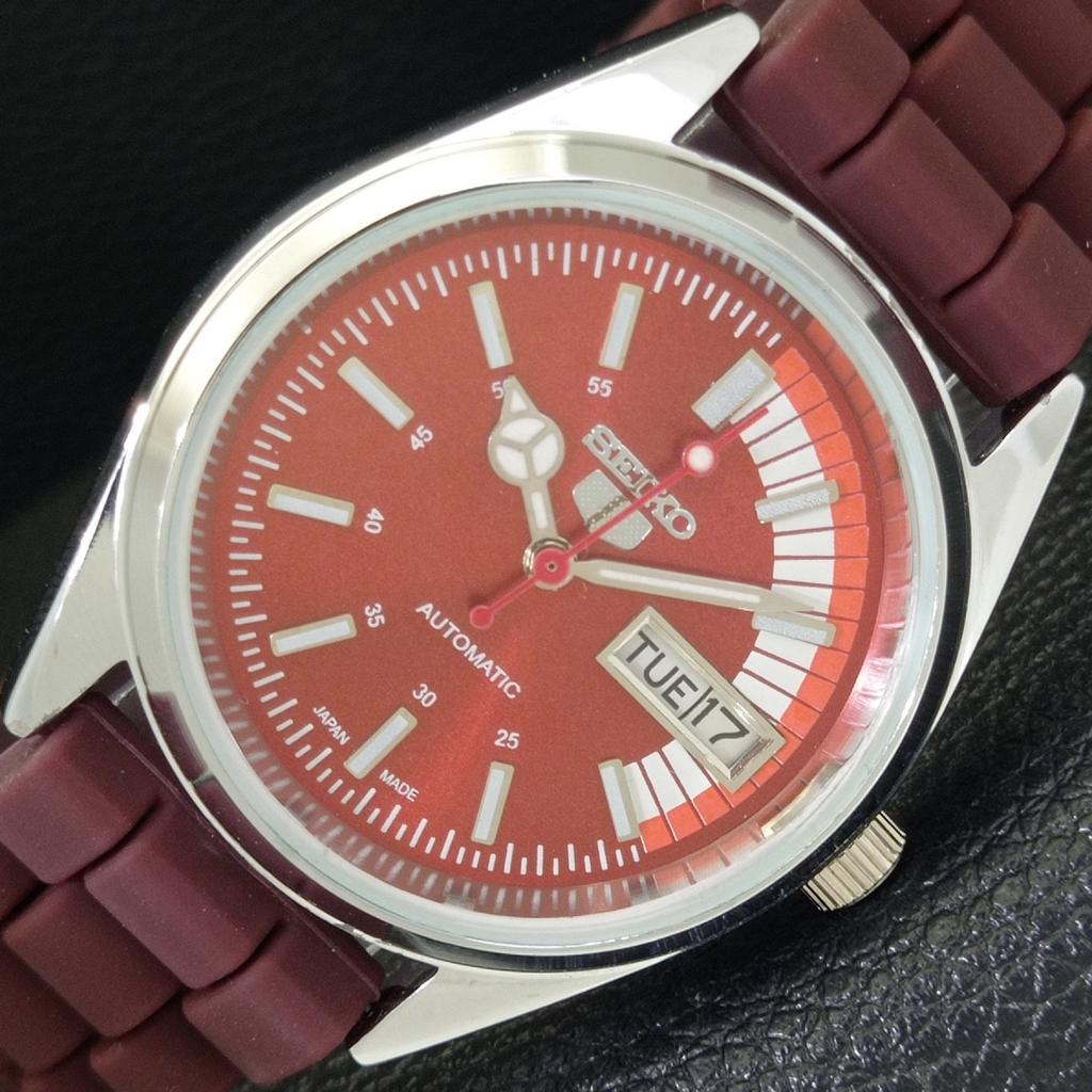 VINTAGE REFURBISHED SEIKO 5 AUTOMATIC 6309A JAPAN MENS RED DIAL WATCH a440855-4 Sk-a440855
VINTAGE REFURBISHED SEIKO 5 AUTOMATIC 6309A JAPAN MENS RED DIAL WATCH a440855-4 Sk-a440855