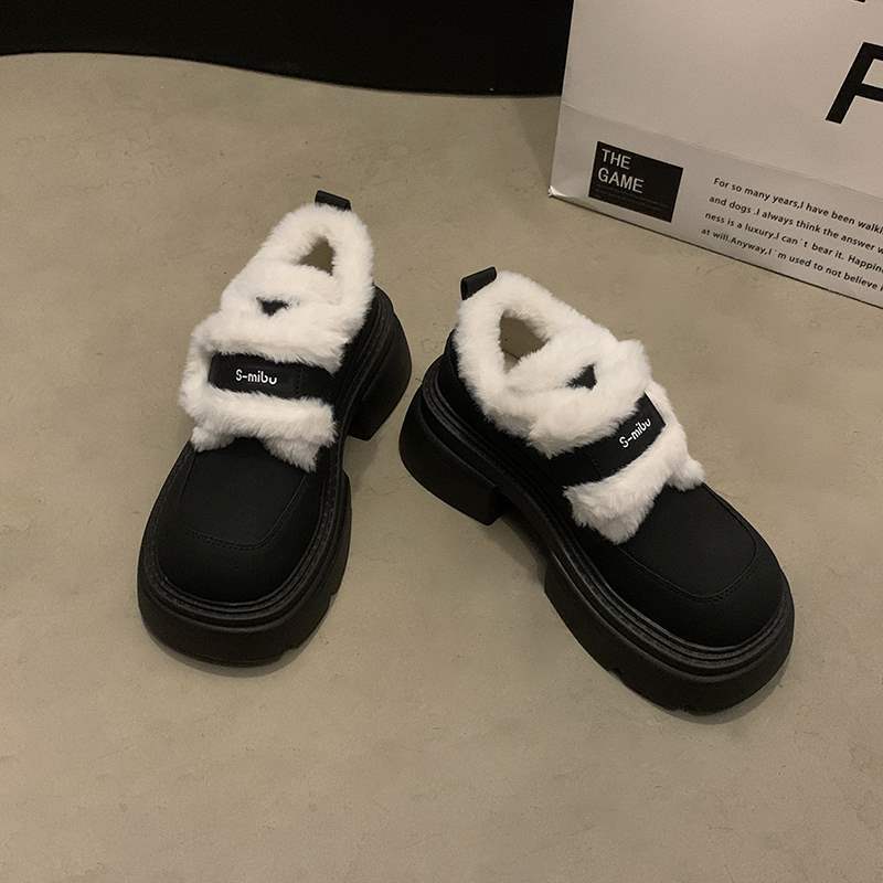 Модная маленькая кожаная обувь, универсальные хлопковые туфли Мэри Джейн, женские, осень-зима 2025, новые, на толстой подошве, из бархата, для ношения с юбкой, зимние ботинки 40 чёрный
Модная маленькая кожаная обувь, универсальные хлопковые туфли Мэри Джейн, женские, осень-зима 2025, новые, на толстой подошве, из бархата, для ношения с юбкой, зимние ботинки 40 чёрный