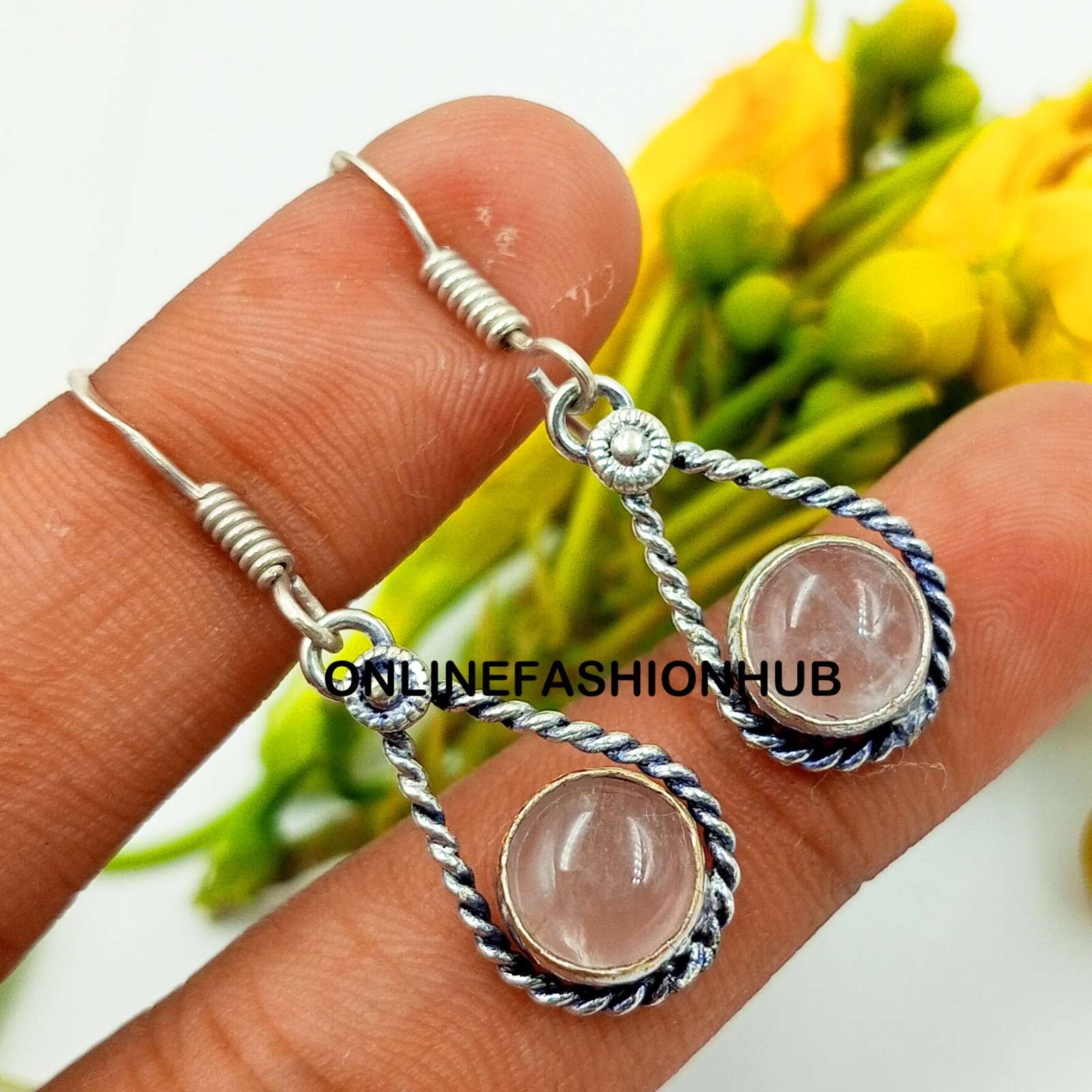 Ювелирные серьги-крючки с розовым кварцем и драгоценным камнем из стерлингового серебра 925 пробы NST-E5
Ювелирные серьги-крючки с розовым кварцем и драгоценным камнем из стерлингового серебра 925 пробы NST-E5