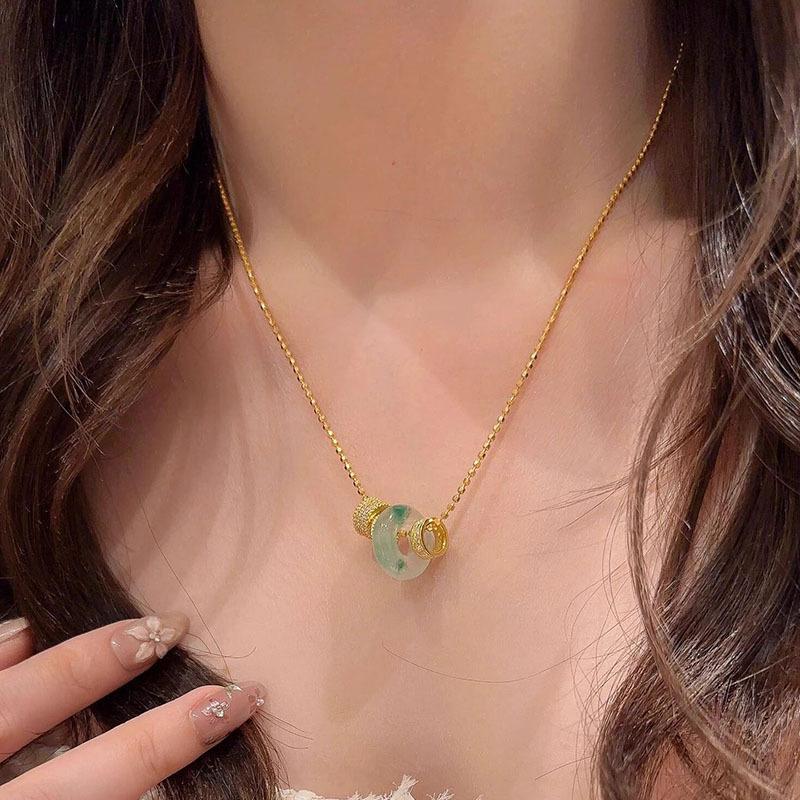 Classic retro green natural chalcedony multiple ring necklace simple diamond inlaid pendant collar chain banquet jewelry gift 45cm золотой
Classic retro green natural chalcedony multiple ring necklace simple diamond inlaid pendant collar chain banquet jewelry gift 45cm золотой