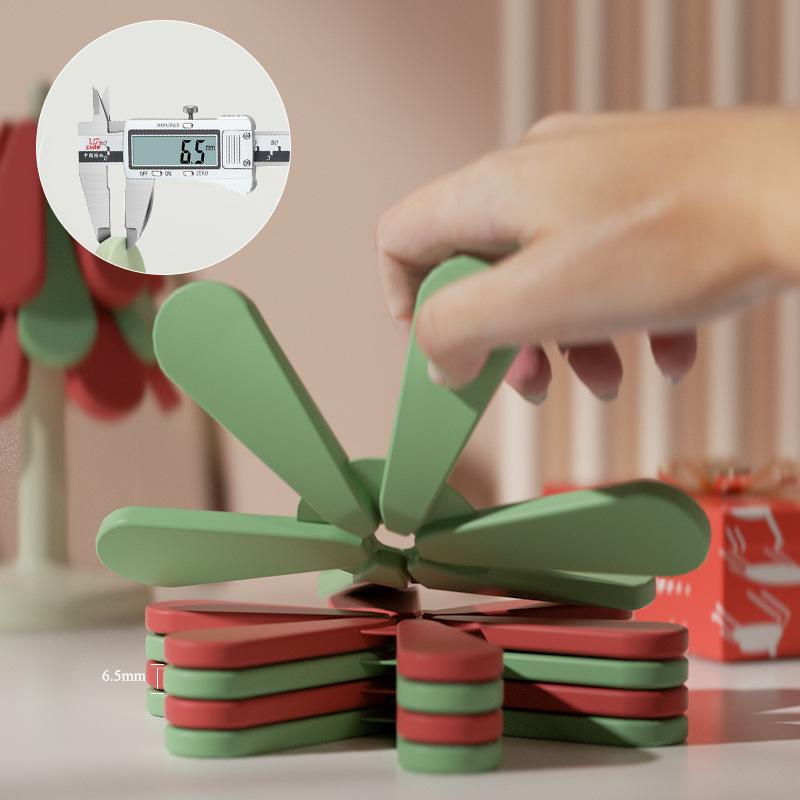Christmas Tree Coaster Set 3pcs Heat-Resistant ABS+Silicone Cup Bowl Pot Mat for Home Kitchen Square Base
Christmas Tree Coaster Set 3pcs Heat-Resistant ABS+Silicone Cup Bowl Pot Mat for Home Kitchen Square Base