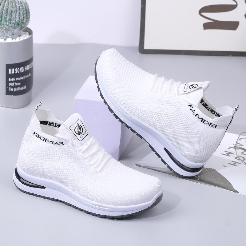 New models in spring and autumn, height-increasing sneakers, small and thin women s shoes 40
New models in spring and autumn, height-increasing sneakers, small and thin women s shoes 40