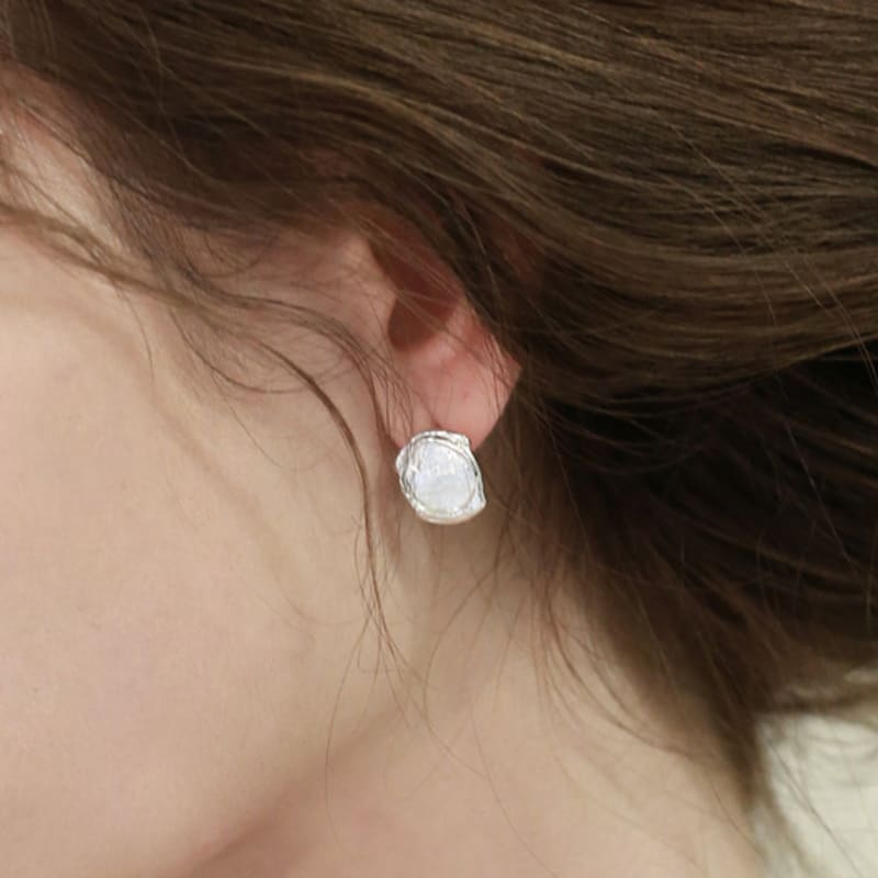 REINDEER GIMYO EARRING 19 Silver
REINDEER GIMYO EARRING 19 Silver