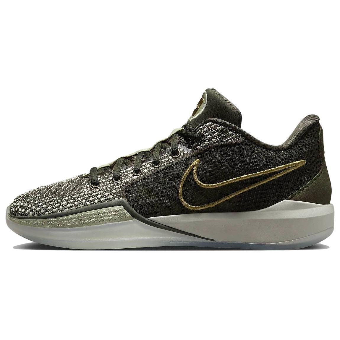 Кроссовки женские Nike Sabrina 1 EP Dedication Green Cargo-Haky Metallic-Gold HF5517-302 36
Кроссовки женские Nike Sabrina 1 EP Dedication Green Cargo-Haky Metallic-Gold HF5517-302 36