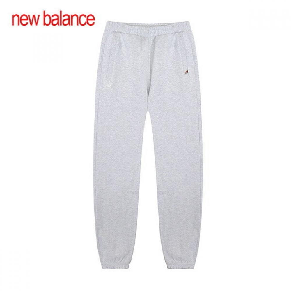 New Balance Classic Lettering French Terry Jogger Pants Men woMen Long Pants Sweatshirt Nbmldba073 NBMLDBA07316/95XXL (measured 110)
New Balance Classic Lettering French Terry Jogger Pants Men woMen Long Pants Sweatshirt Nbmldba073 NBMLDBA07316/95XXL (measured 110)