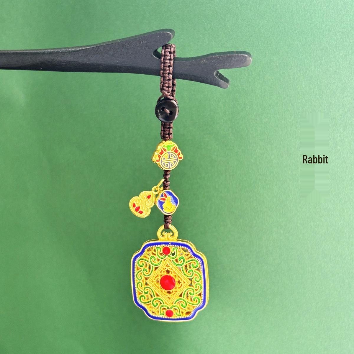 Позолочена емальована підвіска-брелок у вигляді щасливого гарбуза та циліня-абакуса
Позолочена емальована підвіска-брелок у вигляді щасливого гарбуза та циліня-абакуса