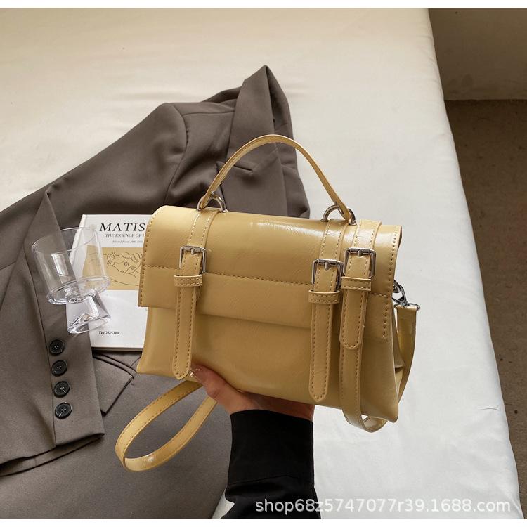 Retro preppy style large-capacity handbag women s 2025 pre-spring new Korean solid color shoulder bag textured messenger bag жёлтый
Retro preppy style large-capacity handbag women s 2025 pre-spring new Korean solid color shoulder bag textured messenger bag жёлтый
