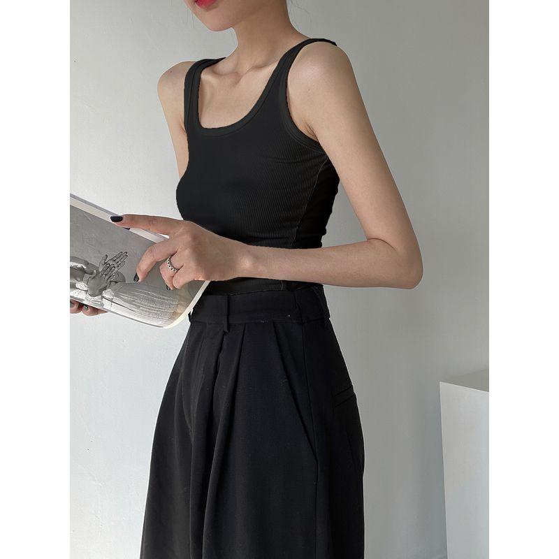 Fashion Type High Elastic Thread Knitting Base Sling Slim Fit Sleeveless Top Spring/Summer New Inner Wear Sports Vest for Women Black S
Fashion Type High Elastic Thread Knitting Base Sling Slim Fit Sleeveless Top Spring/Summer New Inner Wear Sports Vest for Women Black S