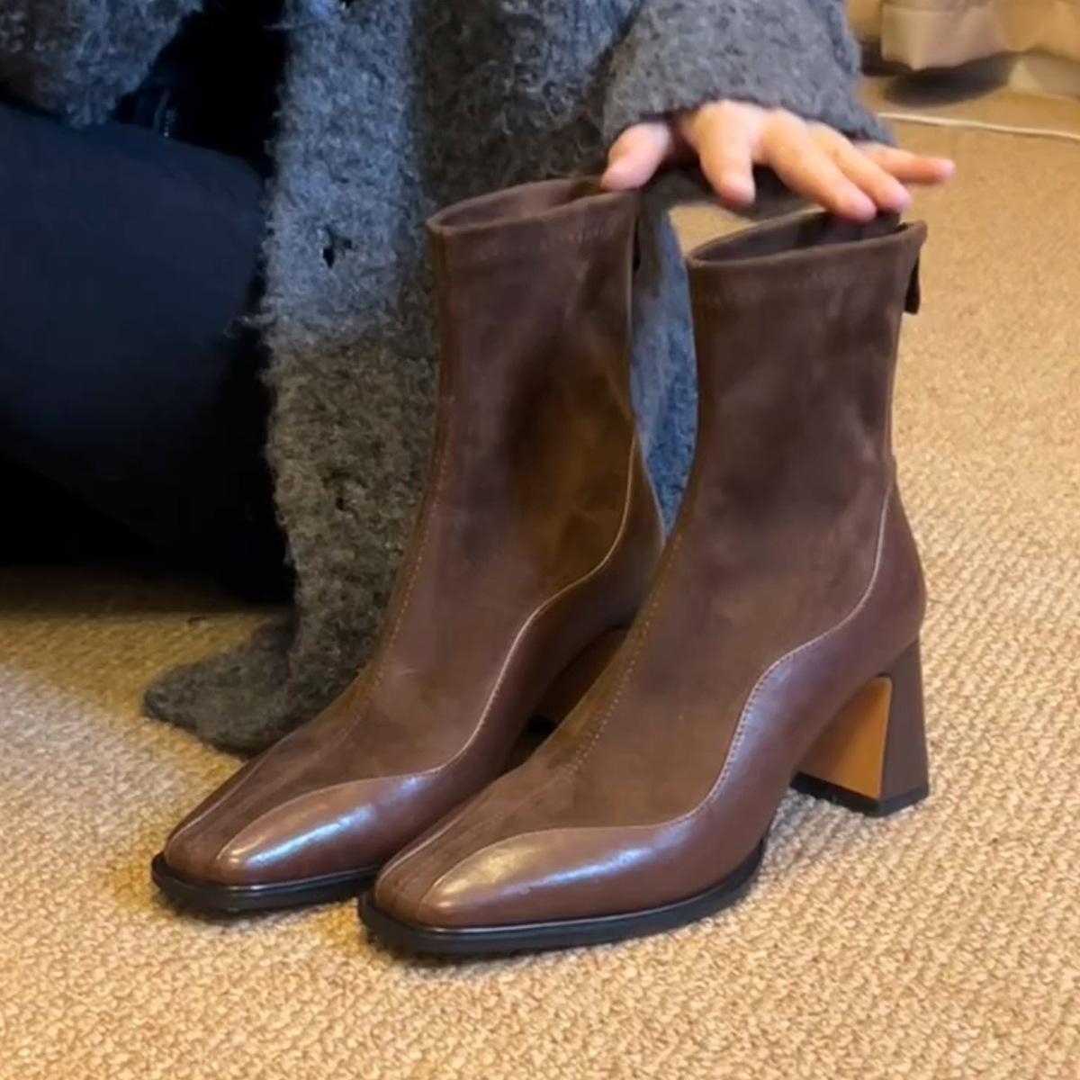 French stretch women s retro square head splicing suede socks boots high heel temperament short boots 35 коричневый
French stretch women s retro square head splicing suede socks boots high heel temperament short boots 35 коричневый