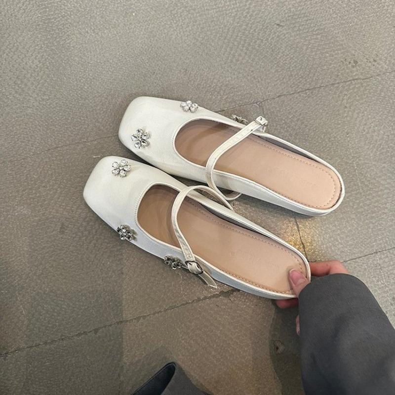 Summer Outerwear 2026 New Fashionable and Sexy French Flat Shoes 39
Summer Outerwear 2026 New Fashionable and Sexy French Flat Shoes 39