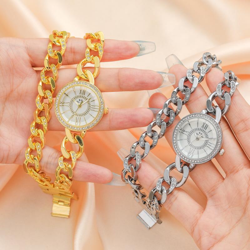 Модные наручные часы Unisex Gold Quartz + браслет New Style 2PCS Модные женские часы Бриллиантовый инкрустированный браслет Наручные часы
Модные наручные часы Unisex Gold Quartz + браслет New Style 2PCS Модные женские часы Бриллиантовый инкрустированный браслет Наручные часы
