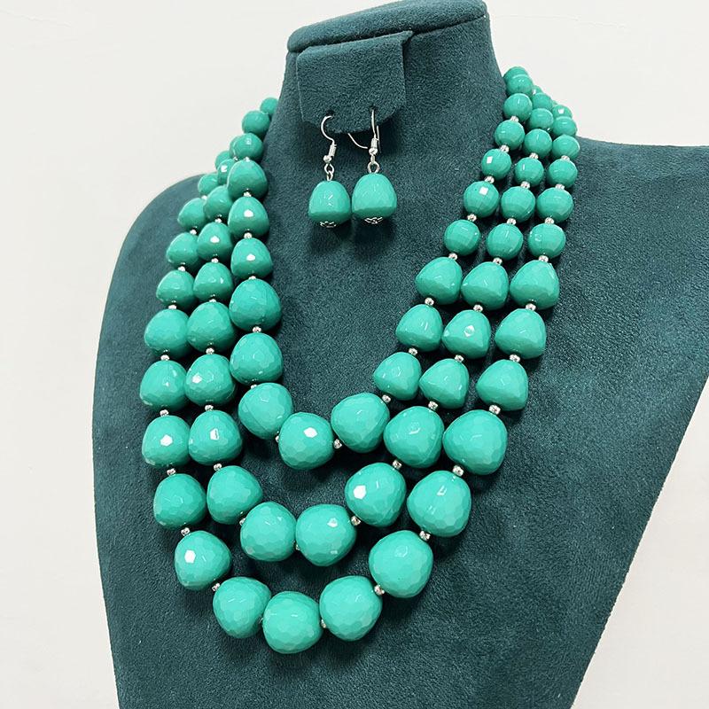 European and American jewelry multi-layer color exaggerated atmosphere acrylic beads neck chain necklace irregular
European and American jewelry multi-layer color exaggerated atmosphere acrylic beads neck chain necklace irregular