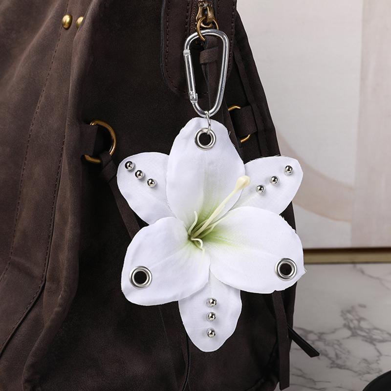 Women Girls Handicrafts Gift Simulated Lily Decorative Polyester Flower Art Artificial Flower Punk Style 4 Colors
Women Girls Handicrafts Gift Simulated Lily Decorative Polyester Flower Art Artificial Flower Punk Style 4 Colors