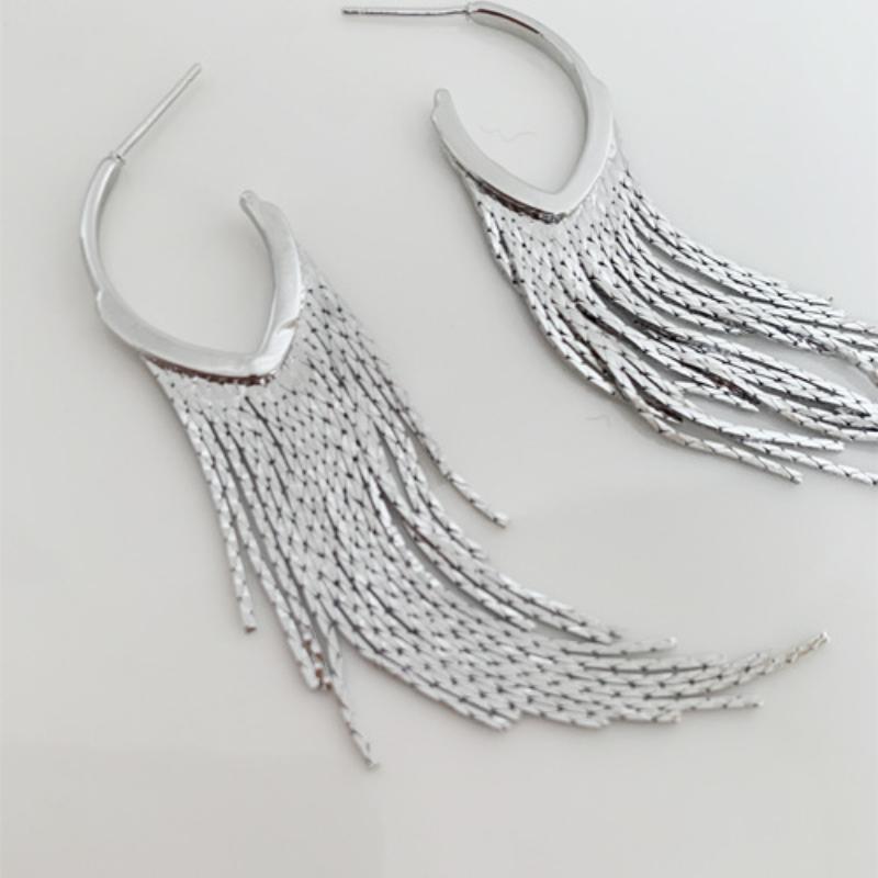 Золотые серьги-кисточки-водопады с женским темпераментом, нишевые серьги с кисточками в сказочном стиле, позолоченные серебряные серьги-иглы 
Золотые серьги-кисточки-водопады с женским темпераментом, нишевые серьги с кисточками в сказочном стиле, позолоченные серебряные серьги-иглы