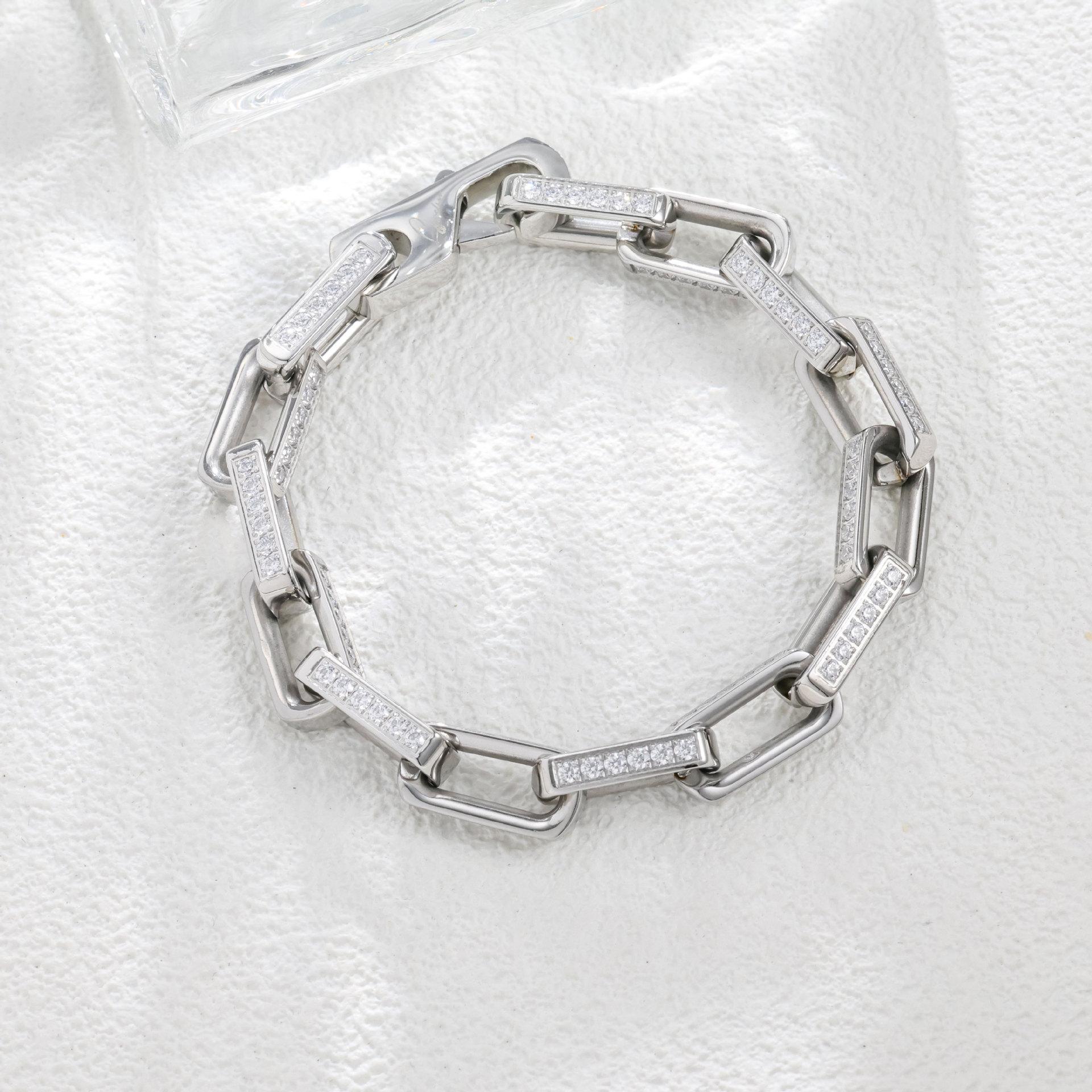 Fashion Heavy Industry Solid Full Diamond Titanium Steel Bracelet Personality Daily Versatile Domineering Hip Hop Does Not Fade срібний
Fashion Heavy Industry Solid Full Diamond Titanium Steel Bracelet Personality Daily Versatile Domineering Hip Hop Does Not Fade срібний