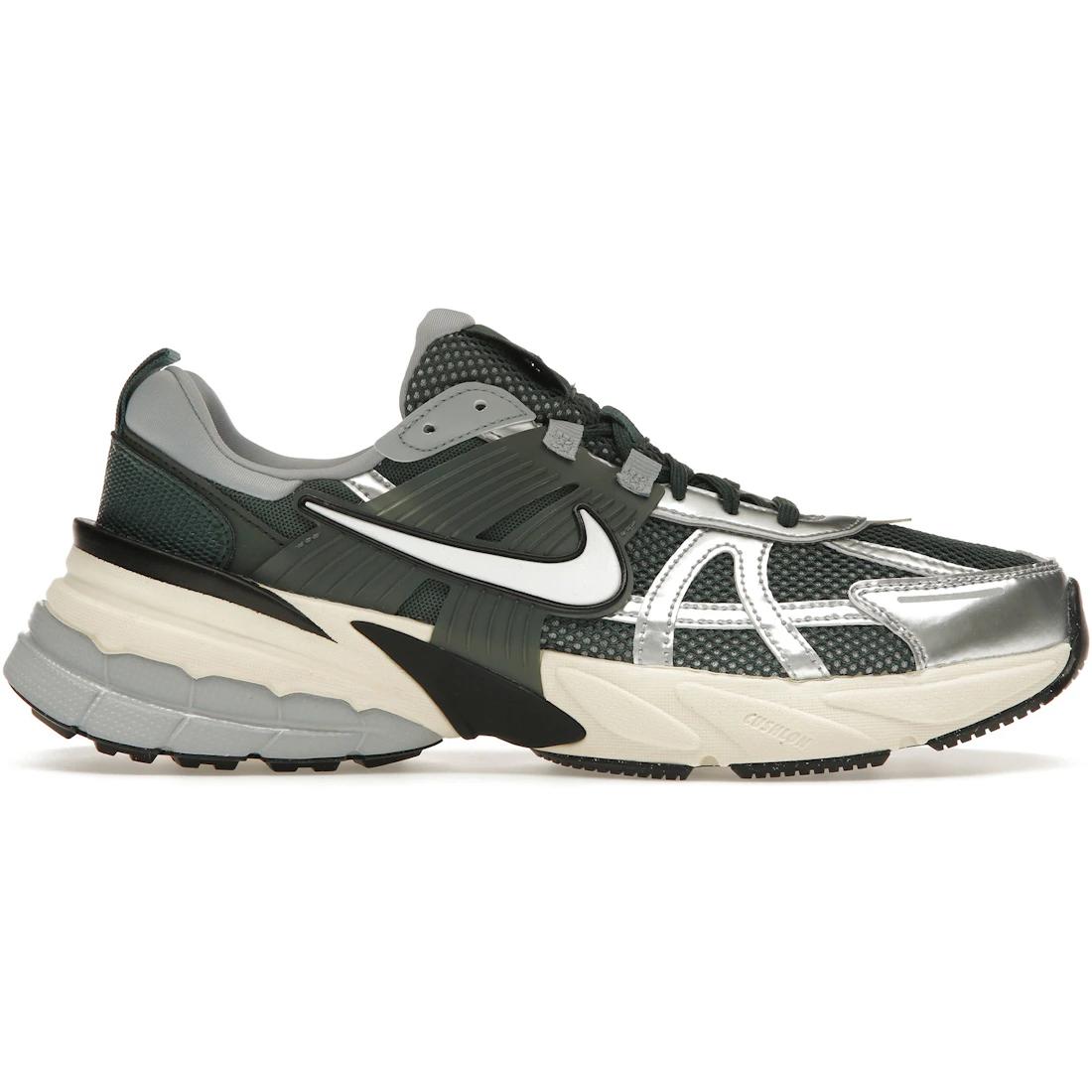 Sneaker Nike V2K Run Vintage Green(HJ4497-300) 41
Sneaker Nike V2K Run Vintage Green(HJ4497-300) 41