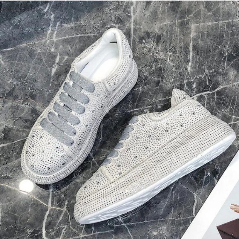 Men Women Winter Spring Autumn Casual Sneakers ThickSoled White Suitable for Daily Wear and Various Occasions High Quality Material for Durability 35
Men Women Winter Spring Autumn Casual Sneakers ThickSoled White Suitable for Daily Wear and Various Occasions High Quality Material for Durability 35