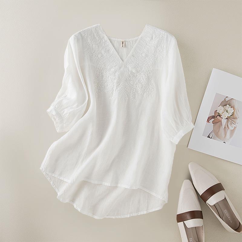 Loose-Fit V-neck Embroidered Cotton Linen T-shirt for Women L{110-125 jin} білий
Loose-Fit V-neck Embroidered Cotton Linen T-shirt for Women L{110-125 jin} білий