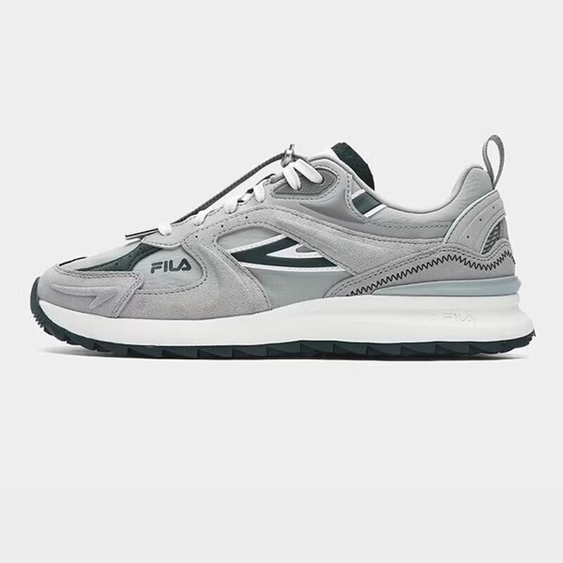 FILA RETRO 70 X Men s Chunky Sneakers - Milan Fashion Week Edition US 8.5
FILA RETRO 70 X Men s Chunky Sneakers - Milan Fashion Week Edition US 8.5