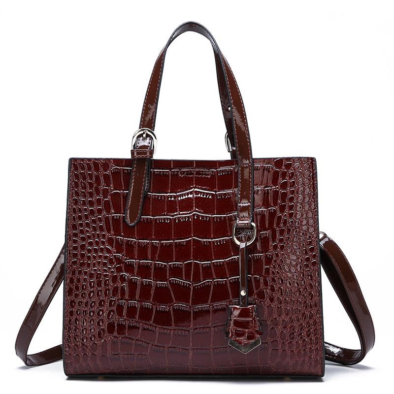 NIGEDU women s handbag luxury designer CrocodileMessenger Bags for female Shoulder Bags Patent Leather Ladies Totes big capacity
NIGEDU women s handbag luxury designer CrocodileMessenger Bags for female Shoulder Bags Patent Leather Ladies Totes big capacity