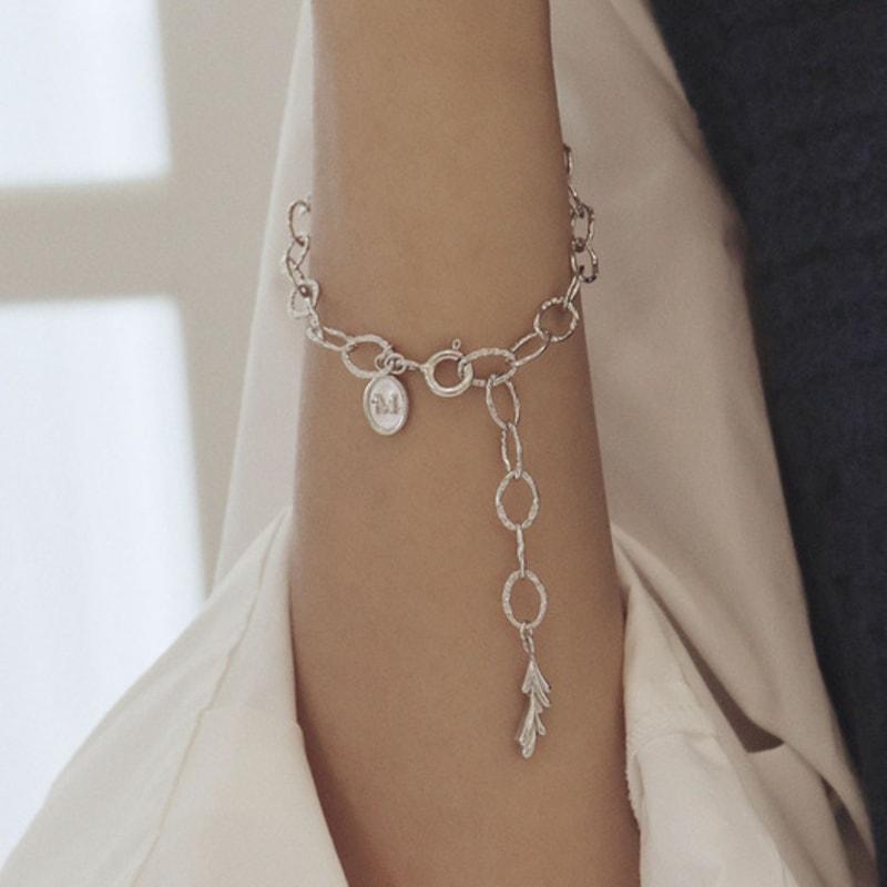 M.atur My Forest Bracelet 01 plated rhodium
M.atur My Forest Bracelet 01 plated rhodium