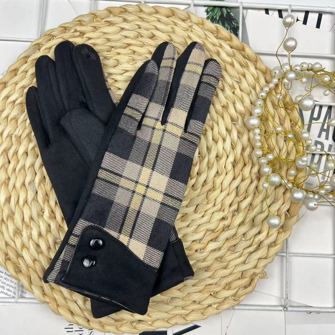 Клетчатые женские перчатки женские сенсорные экраны флис оленьей кожи ворсистые утолщенные термоперчатки для скольжения One size чёрный
Клетчатые женские перчатки женские сенсорные экраны флис оленьей кожи ворсистые утолщенные термоперчатки для скольжения One size чёрный