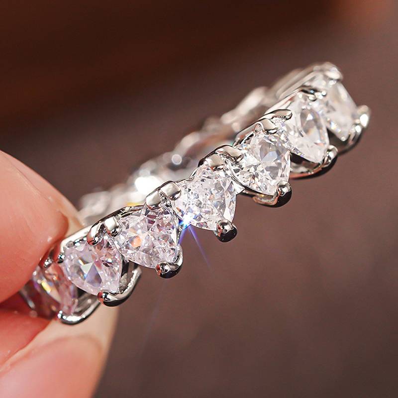 Huitan Simple Style Women Ring Inlaid Shining Heart CZ Fashion Accessories Versatile Wedding Engagement Zircon for Lady Party 6
Huitan Simple Style Women Ring Inlaid Shining Heart CZ Fashion Accessories Versatile Wedding Engagement Zircon for Lady Party 6
