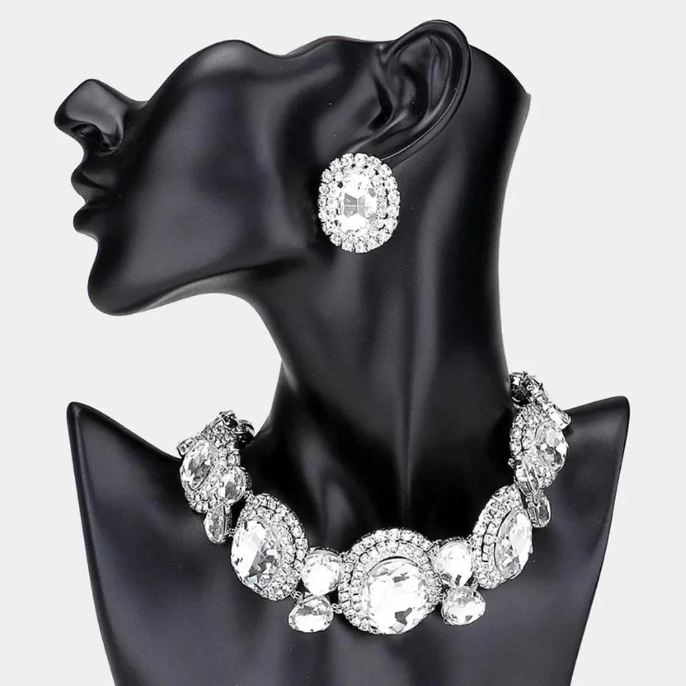 Round Jewelry Set Exaggerated Rhinestone Necklace Simple Stud Earrings Dress Accessories Jewelry Set silver plated
Round Jewelry Set Exaggerated Rhinestone Necklace Simple Stud Earrings Dress Accessories Jewelry Set silver plated