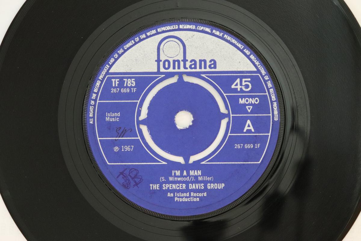 7inch Record SPENCER DAVIS GROUP - I m A Man / I Can t Get Enough Of I TF785 FONTANA 1967 UK Rock Used
7inch Record SPENCER DAVIS GROUP - I m A Man / I Can t Get Enough Of I TF785 FONTANA 1967 UK Rock Used