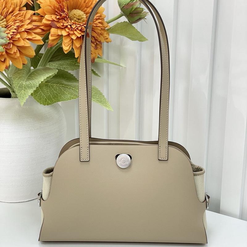 2025 New leather with canvas niche high sense fashion trendy tablie tote shoulder women s bag cross-border wholesale 26*16*9CM
2025 New leather with canvas niche high sense fashion trendy tablie tote shoulder women s bag cross-border wholesale 26*16*9CM