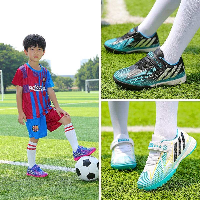 Spring and autumn children s football shoes boys broken nails primary school students indoor and outdoor sports football shoes youth training shoes 30
Spring and autumn children s football shoes boys broken nails primary school students indoor and outdoor sports football shoes youth training shoes 30